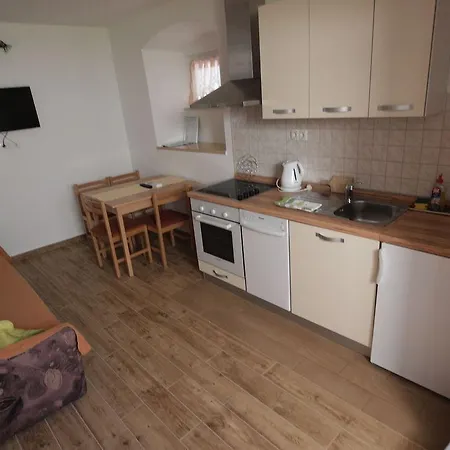 Gajeta Apartment *