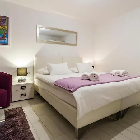 Gajeta Apartment *